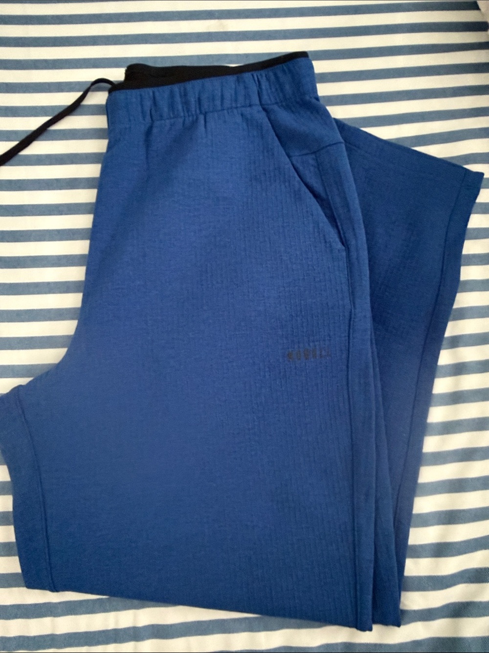 NWOT: LOT of 2 NOBULL Track Women’s Jogger Pants M (blue / black) - Picture 3 of 5